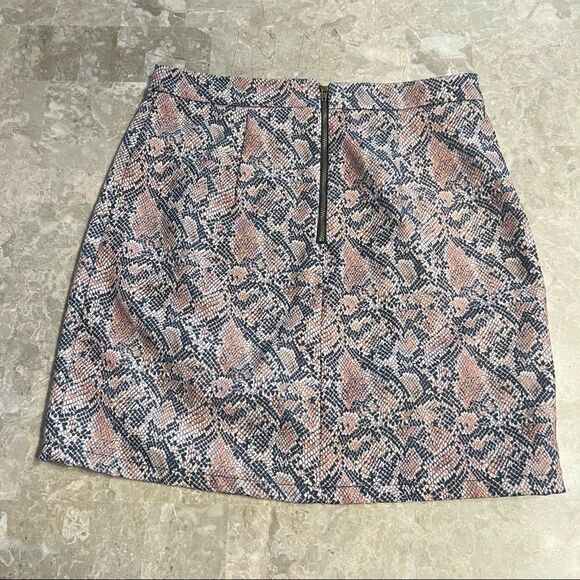 NWT Lea & Viola Pink and Black Snakeskin size small mini skirt 100% polyester - Picture 8 of 8